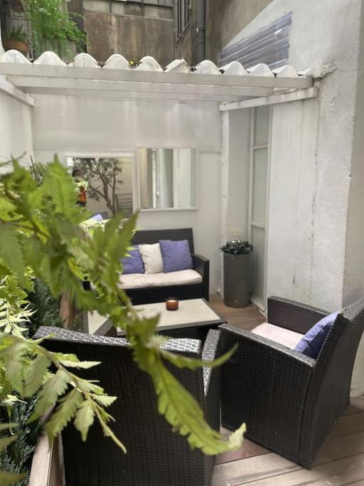 Le Patio - N°13206010120sb * Marseilles